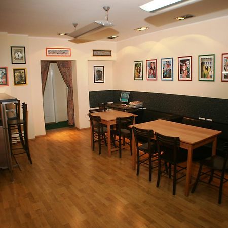 Hostel Jasmin Belgrado Restaurante foto
