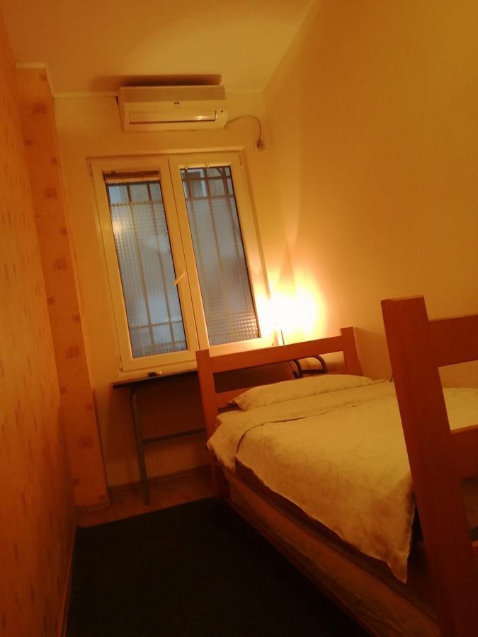 Hostel Jasmin Belgrado Exterior foto